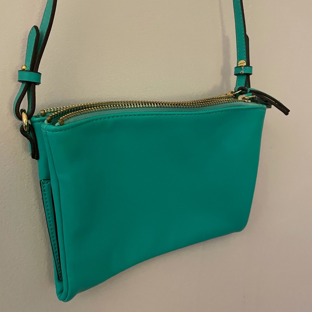 Turquoise expandable Zipper Purse